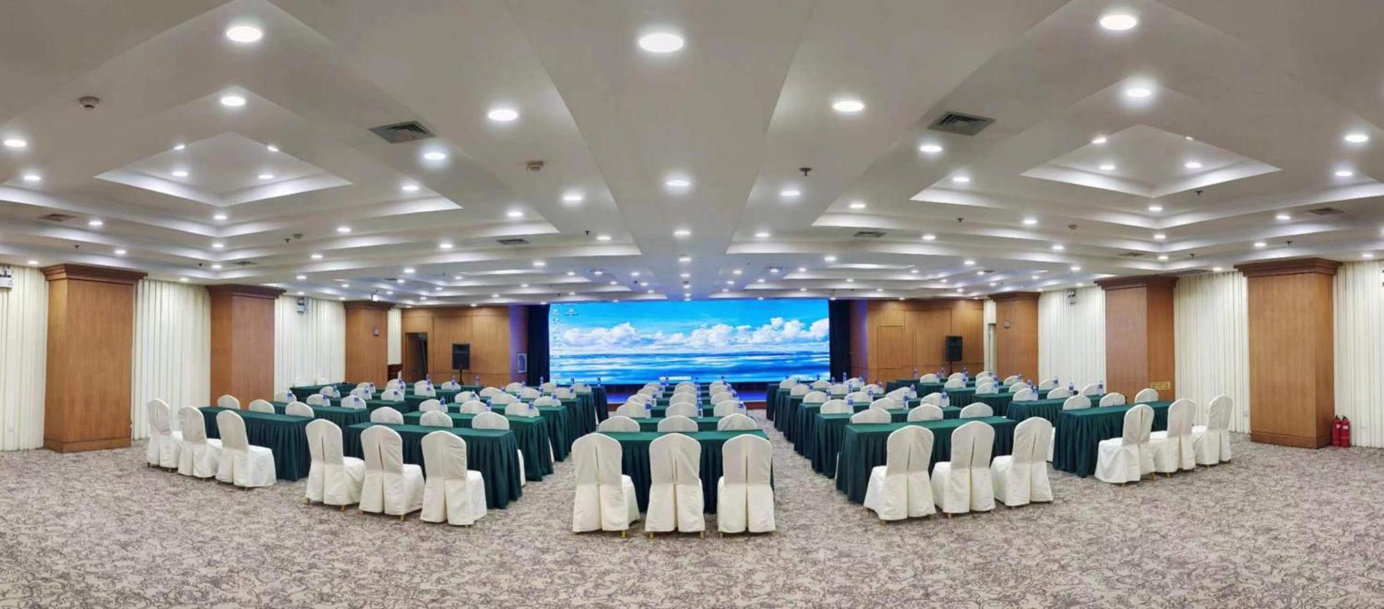Baoding Zhong Yin Hotel Екстериор снимка
