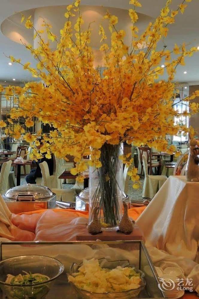 Baoding Zhong Yin Hotel Екстериор снимка